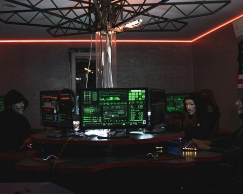 The Leading Edge: How Cyber Security Leaders Stay Ahead of the Game